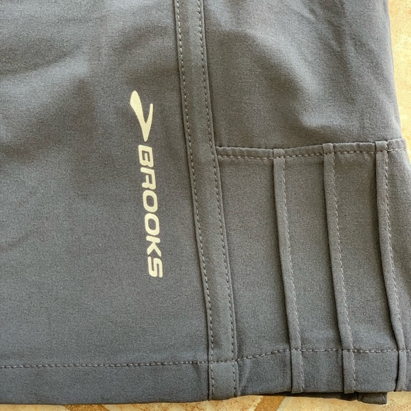 NWT Brooks Women’s  Glycerine Skort - Picture 3 of 11
